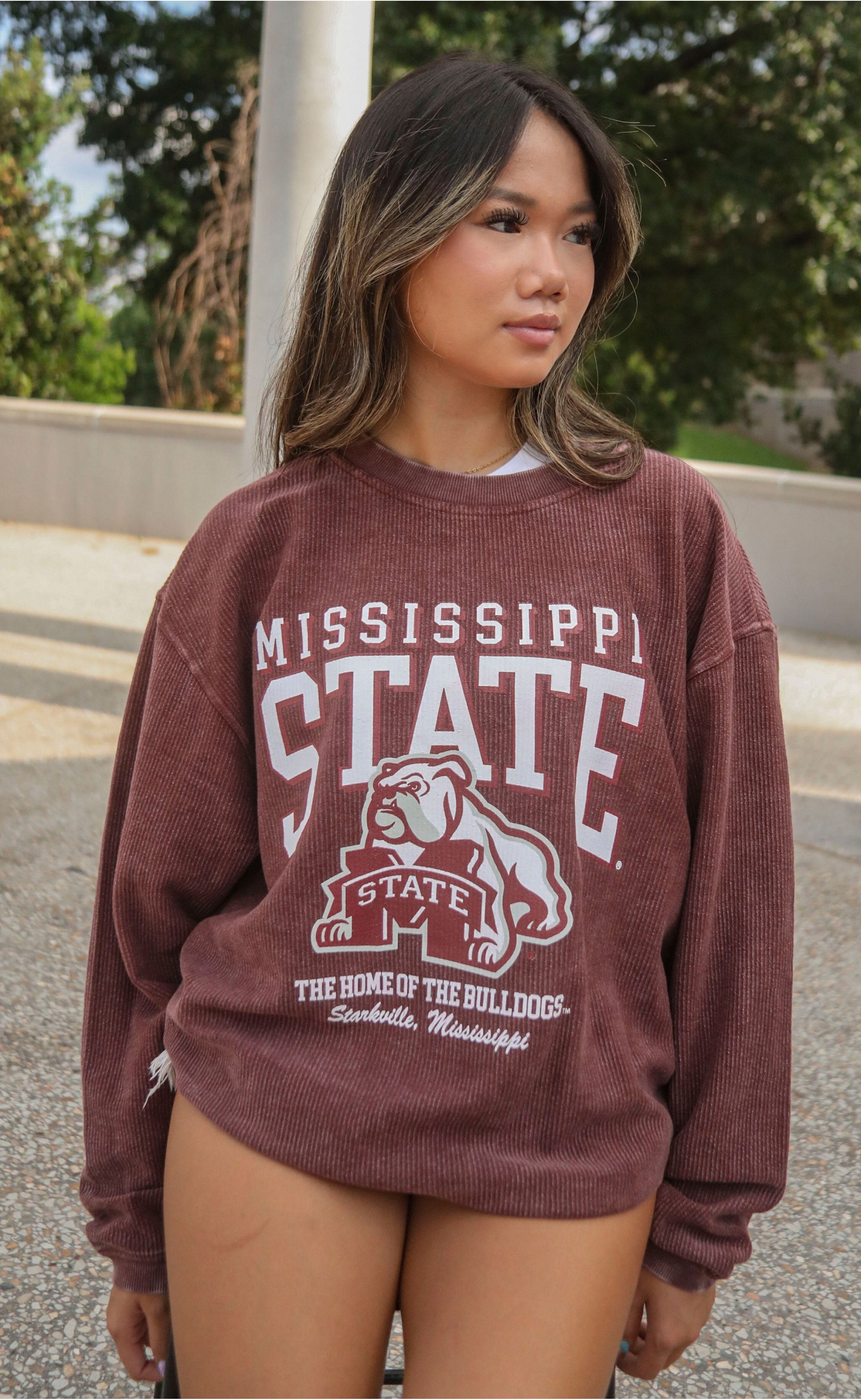 Mississippi State Mascot Corded Sweatshirt – Classic Comfort for True Bulldogs