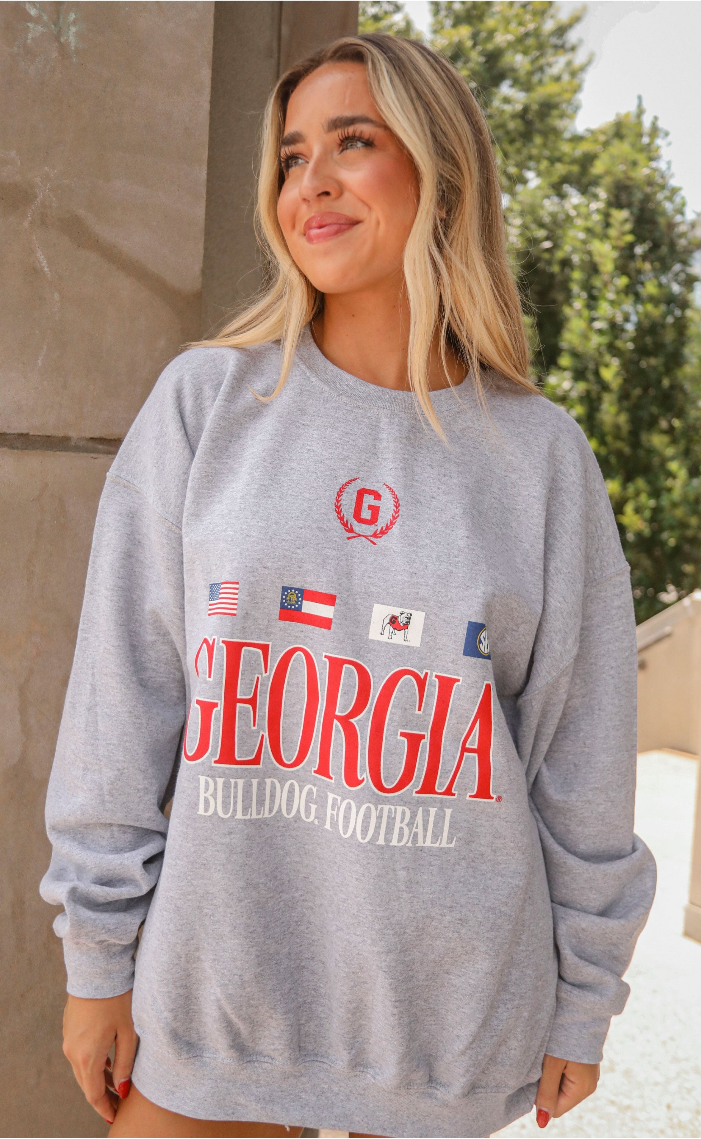 Minimalist Georgia Flags Sweatshirt – Clean Design Featuring Subtle State Flag Motifs, Soft Fabric for Daily Casual Style