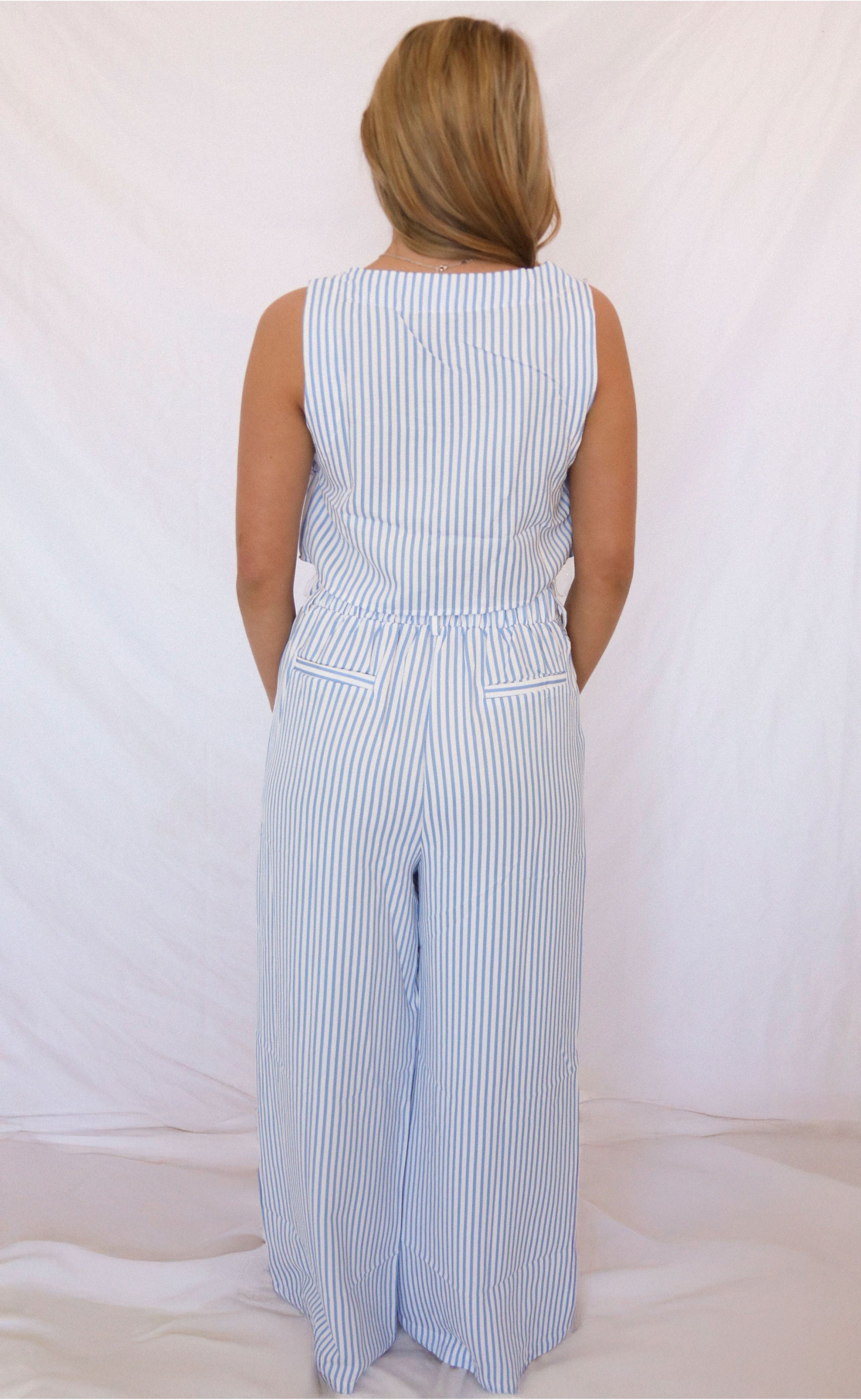 Picture to Burn Set – Blue: Where Bold Emotions Meet Calm, Timeless Shades