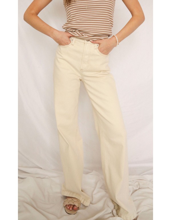 High Rise Wide Leg – Ecru: Embrace Comfort and Style in Every Step