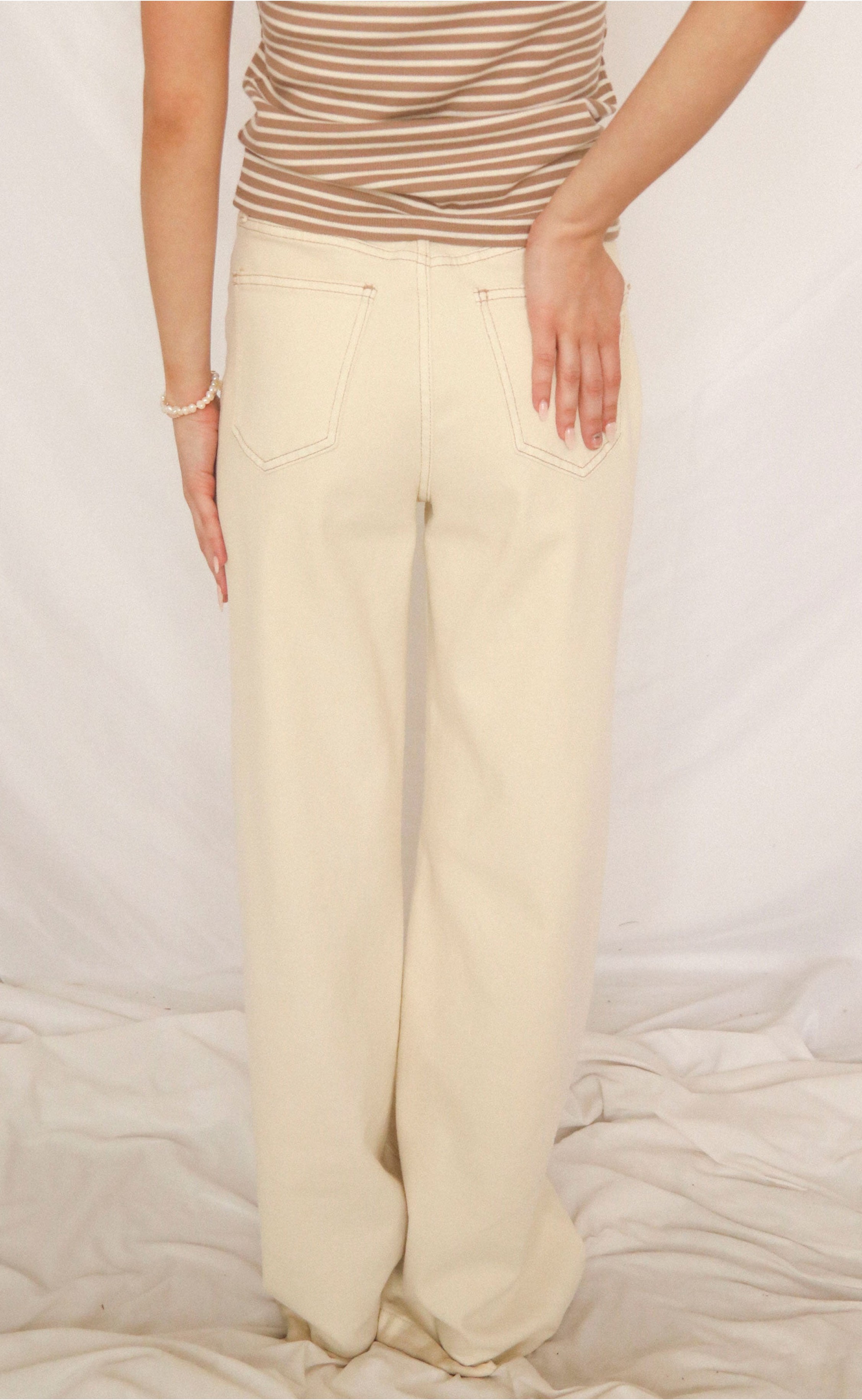 High Rise Wide Leg – Ecru: Embrace Comfort and Style in Every Step