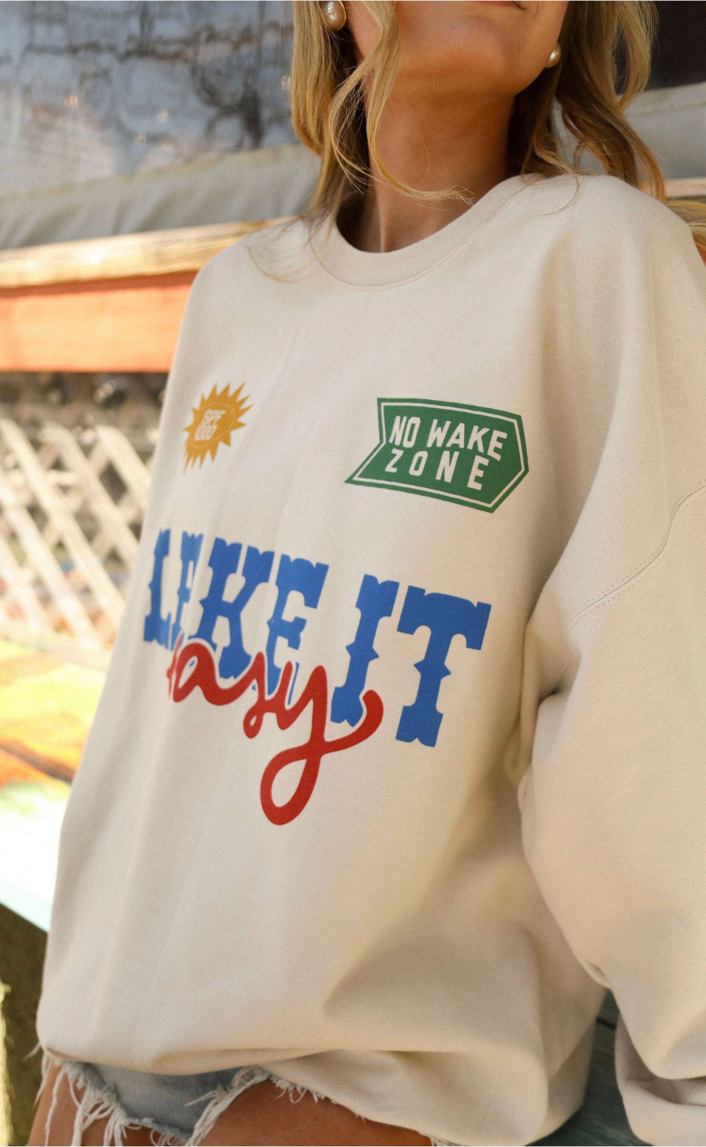 Lake It Easy Sweatshirt – Kick Back, Relax, and Soak in the Views