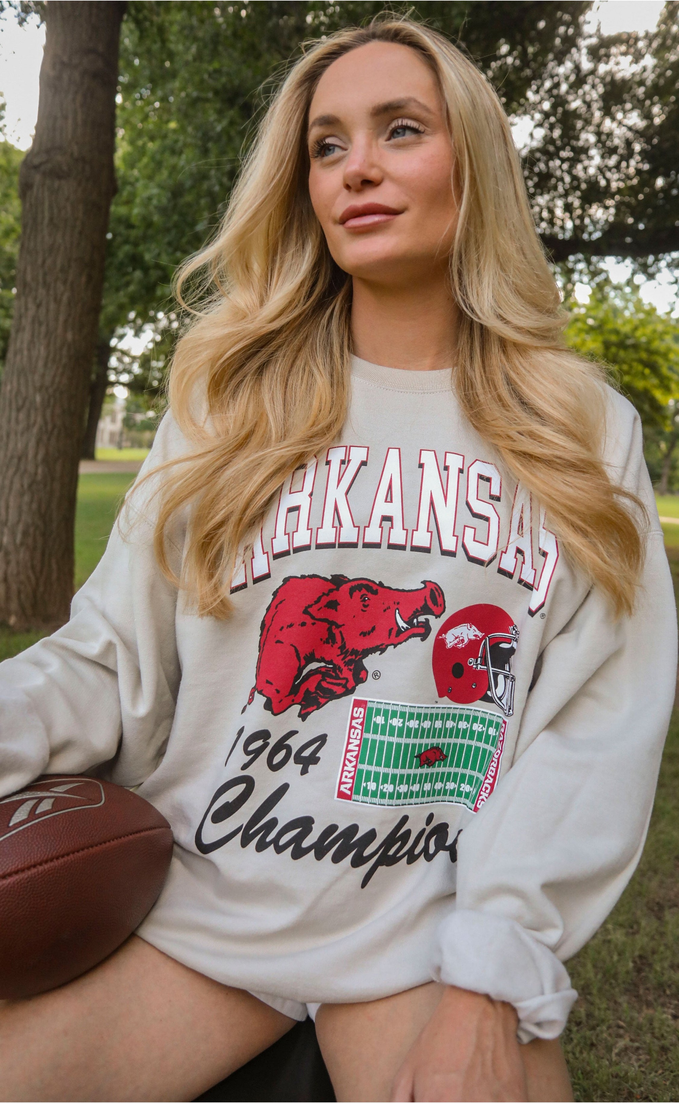 Hogs 1964 Champs Sweatshirt – Celebrate the Glory Days in Classic Tan