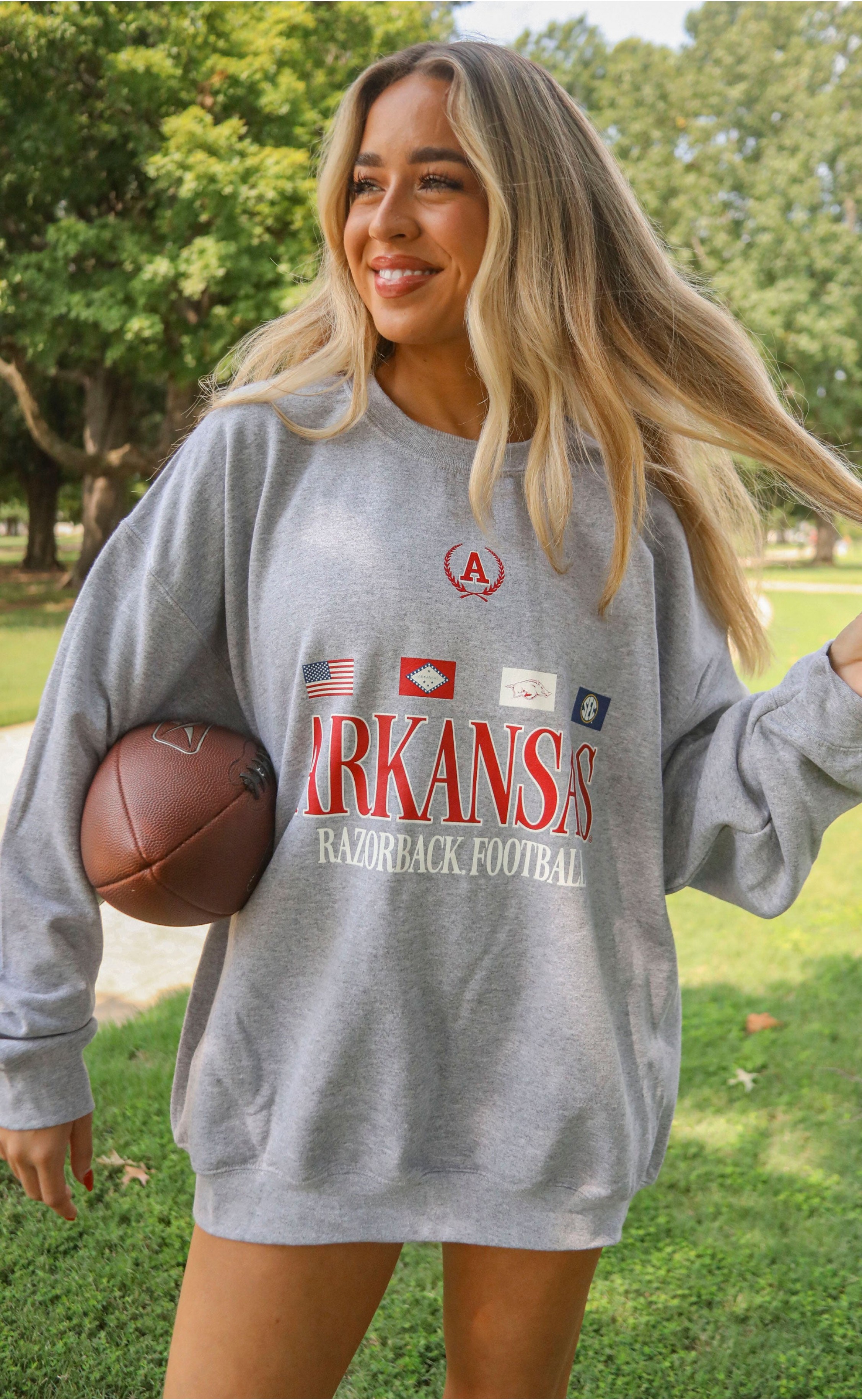 Arkansas Flag Crewneck Sweatshirt – Razorbacks-I...